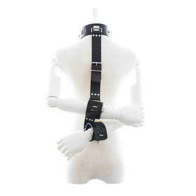 Bondage Harness Fashion Gothic Collar, PU Sexy Punk Choker z Alloy Heart Dangle dla kobiety