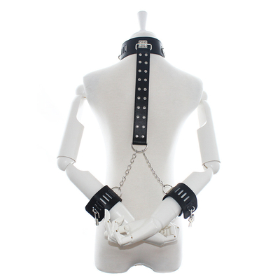 Bondage Harness Fashion Gothic Collar, PU Sexy Punk Choker z Alloy Heart Dangle dla kobiety