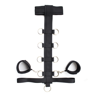 Bondage Harness Fashion Gothic Collar, PU Sexy Punk Choker z Alloy Heart Dangle dla kobiety