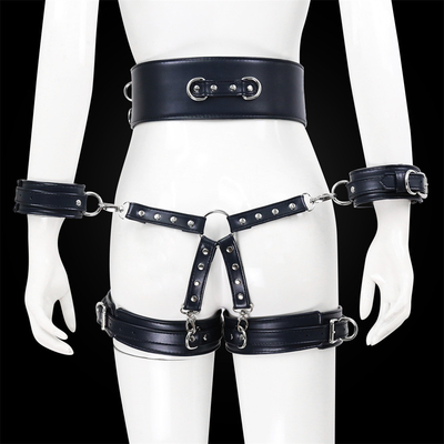 Bondage Harness Fashion Gothic Collar, PU Sexy Punk Choker z Alloy Heart Dangle dla kobiety
